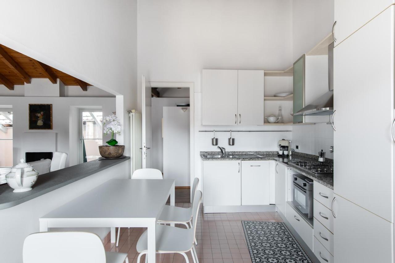 A Casa Nuccia Mansarda By Holiday Solutions 科莫 外观 照片